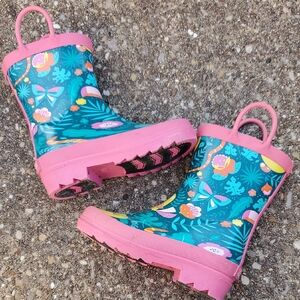 Lily & Dan Pink Green Sloth Toucan Jungle Rainforest Waterproof Rubber Boots 7/8